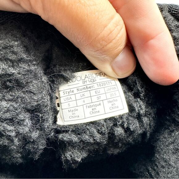 Koolaburra by UGG Victoria Tall Girls Bow Detail Tall Suede Boots Black Size 5 - Picture 11 of 11